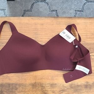 NWT Lululemon Hold True Bra